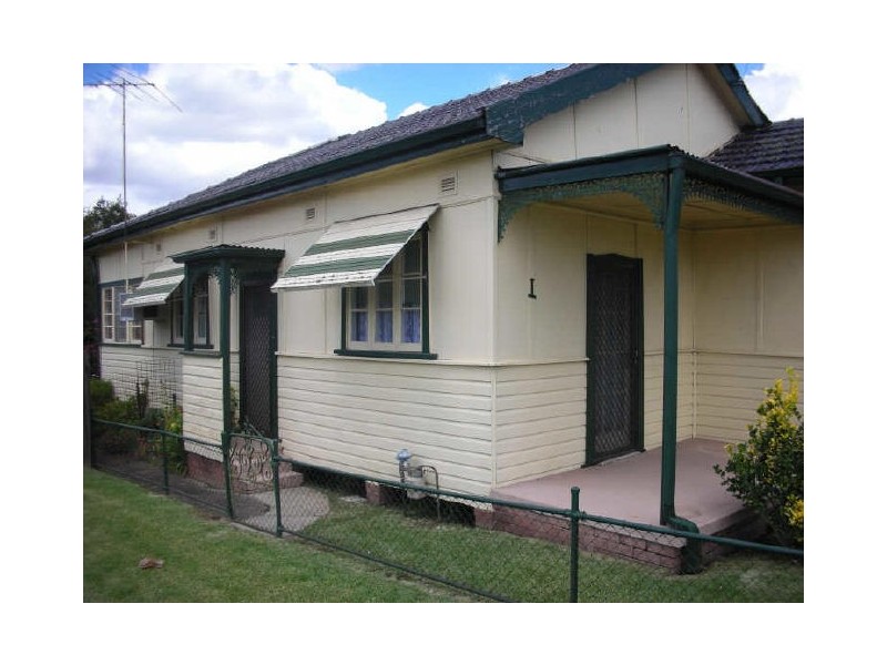 1 Robertson Street, Granville NSW 2142