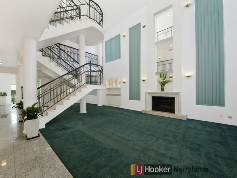 81 Sherwood Rd, Merrylands NSW 2160