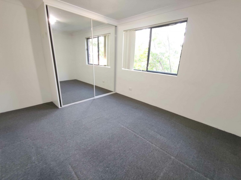 Unit 8/13 Oxford Street, Merrylands NSW 2160