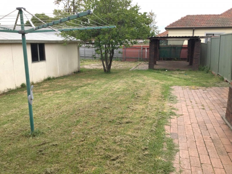 15 Trenton Road, Guildford NSW 2161