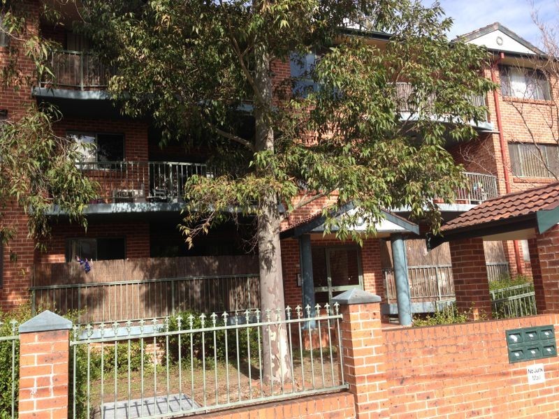 17/10-14 Arthur Street, Merrylands NSW 2160