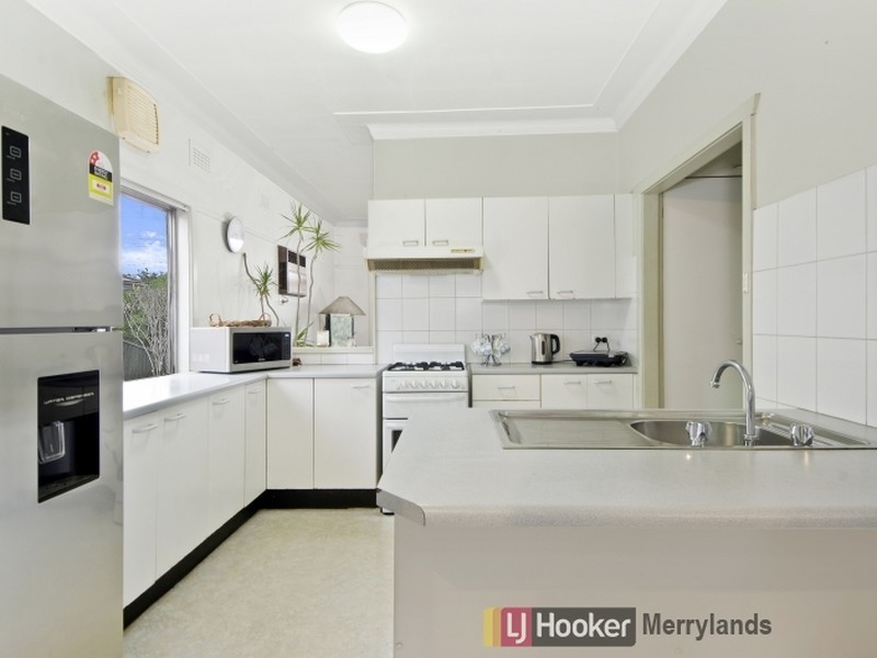 33 Robertson St, Guildford West NSW 2161