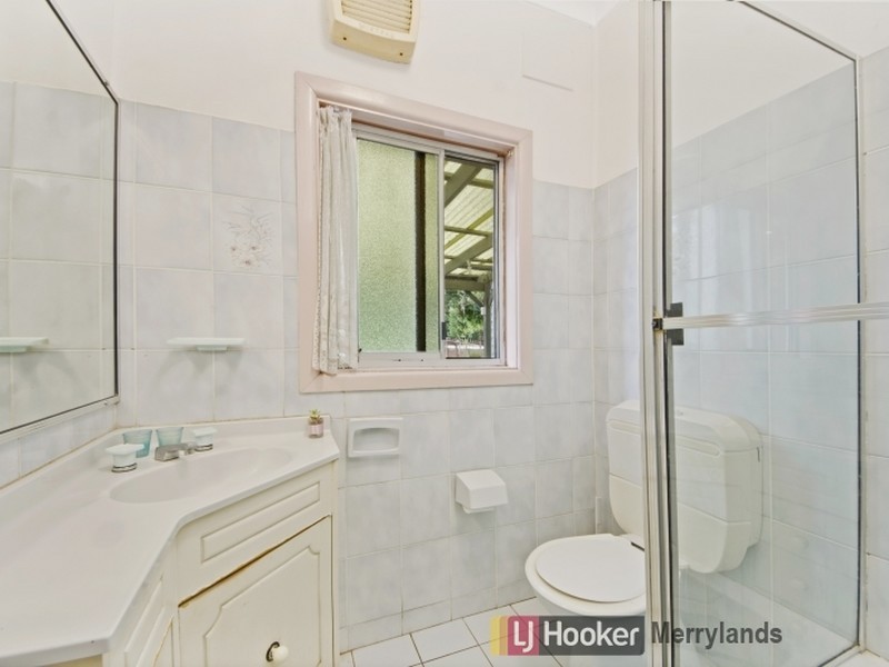 33 Robertson St, Guildford West NSW 2161