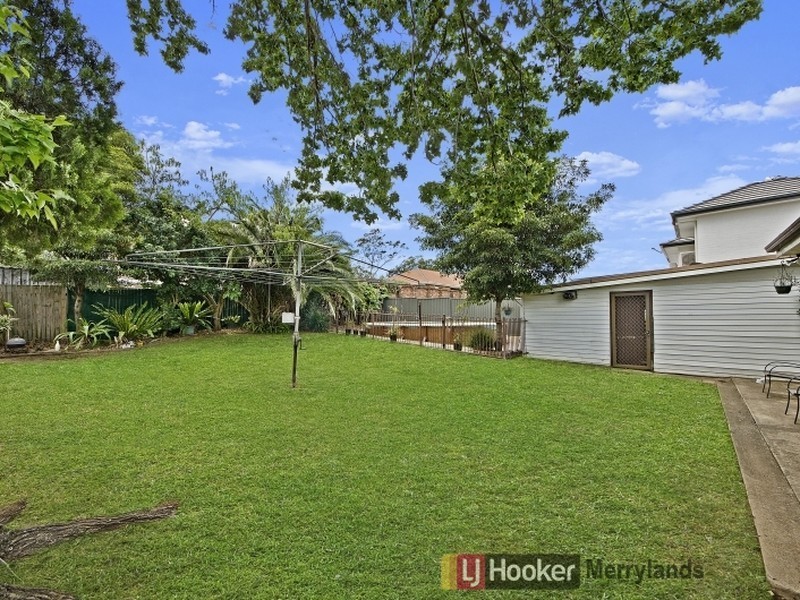 33 Robertson St, Guildford West NSW 2161