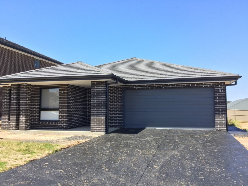 50 McGovern Street, Spring Farm NSW 2570