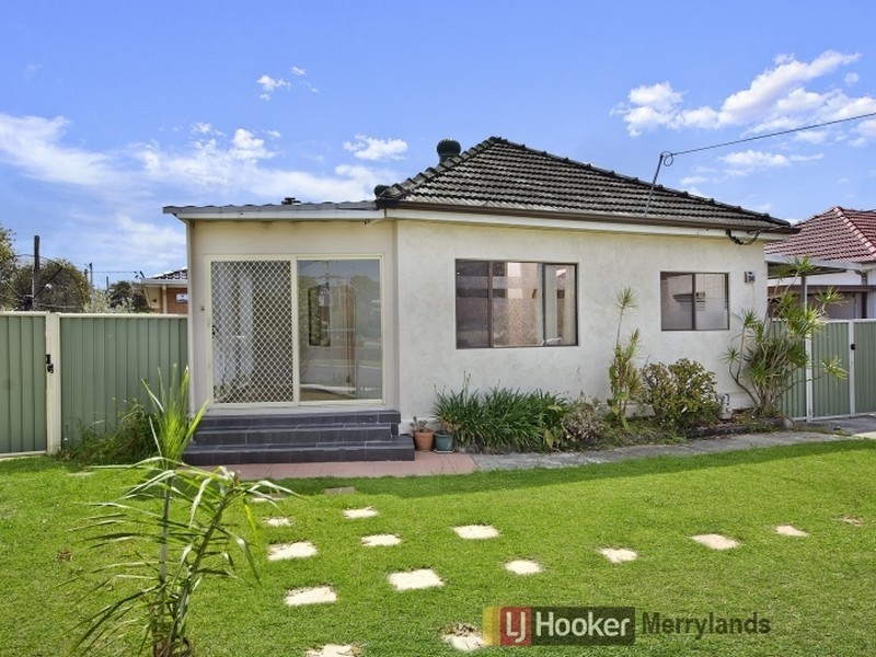 24 Robertson St, Merrylands NSW 2160