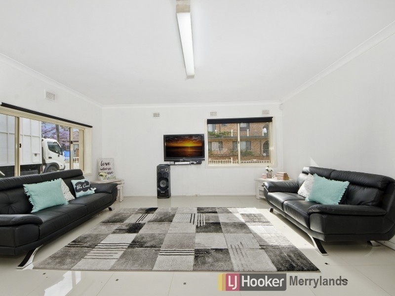 36 Mountford Ave, Guildford NSW 2161