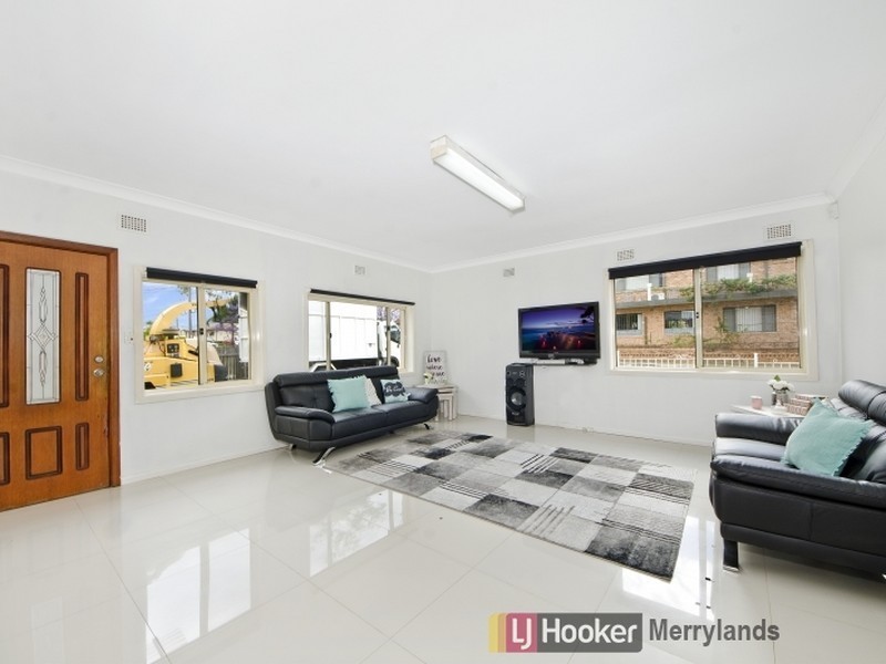 36 Mountford Ave, Guildford NSW 2161