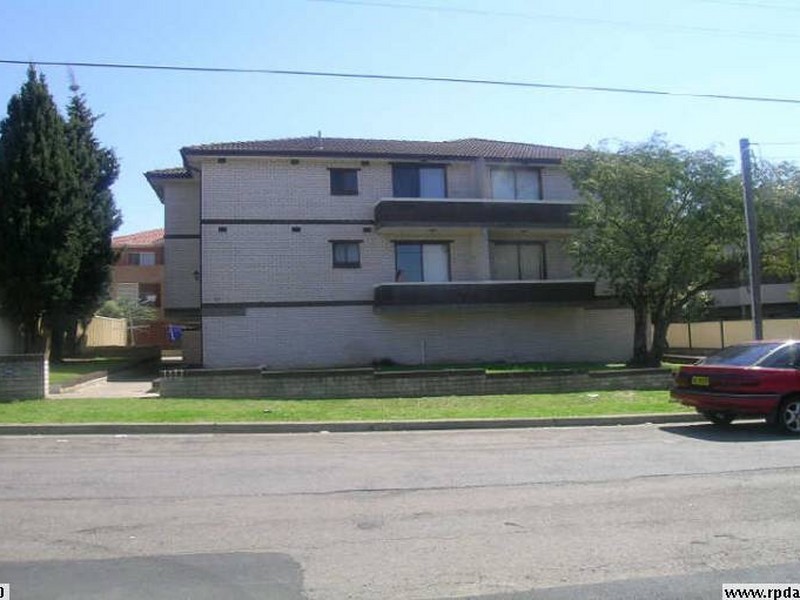 Unit 2/91 Clyde Street, Guildford NSW 2161