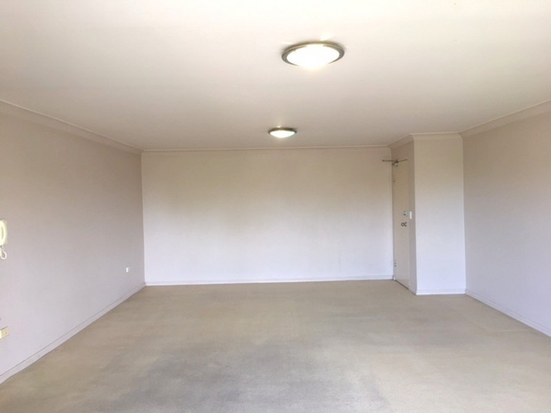 Apartment 10/29-31 Memorial Ave, Merrylands NSW 2160