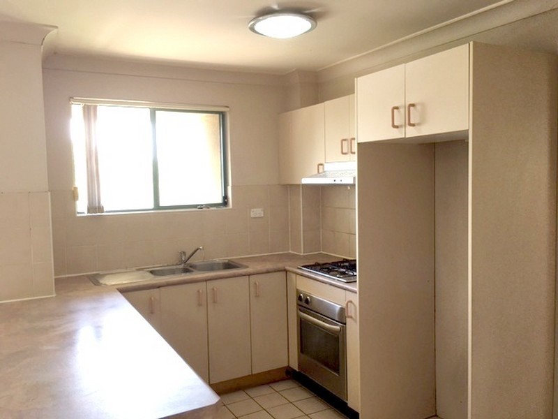 Apartment 10/29-31 Memorial Ave, Merrylands NSW 2160