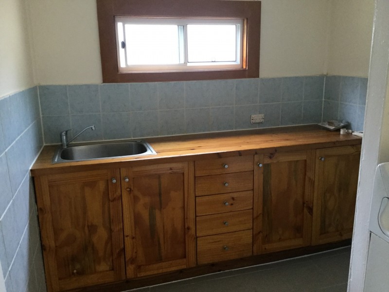 146B Centenary Rd, South Wentworthville NSW 2145