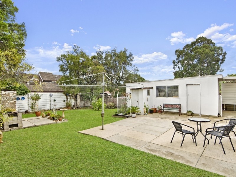 14 Lucy Street, Merrylands NSW 2160