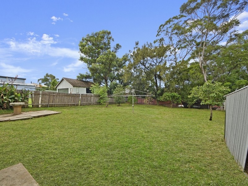 1 Holroyd Rd, Merrylands NSW 2160