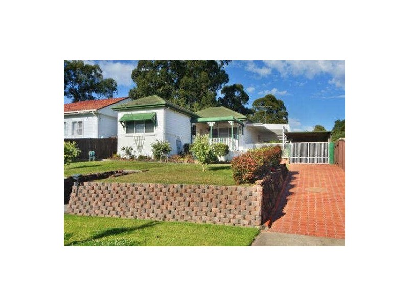 8 Norman Street, Merrylands NSW 2160
