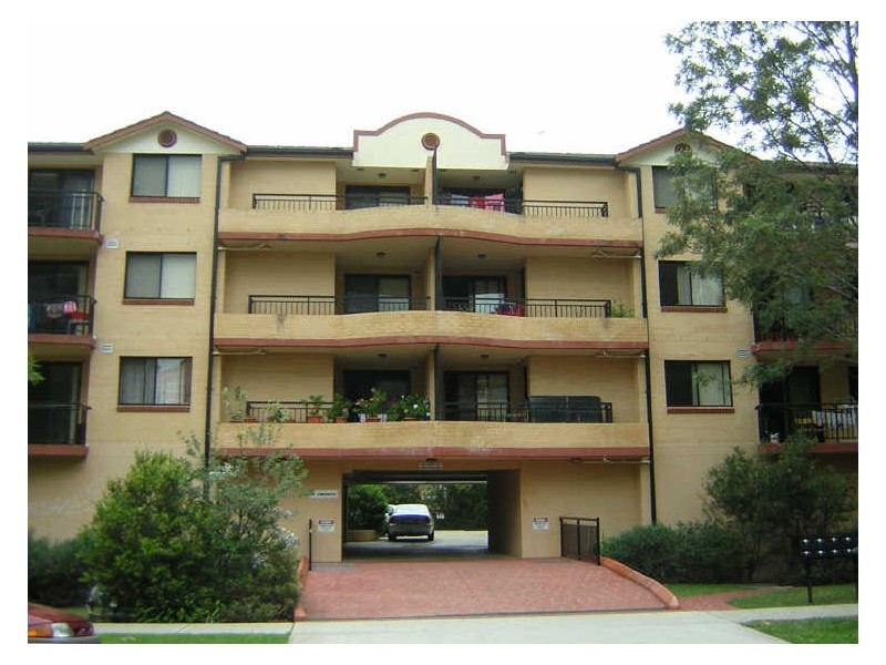 4/4-8 Burford Street, Merrylands NSW 2160