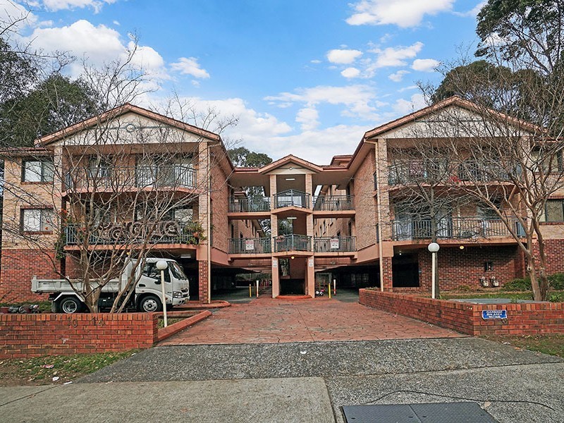 8/10-14 Calliope Street, Guildford NSW 2161
