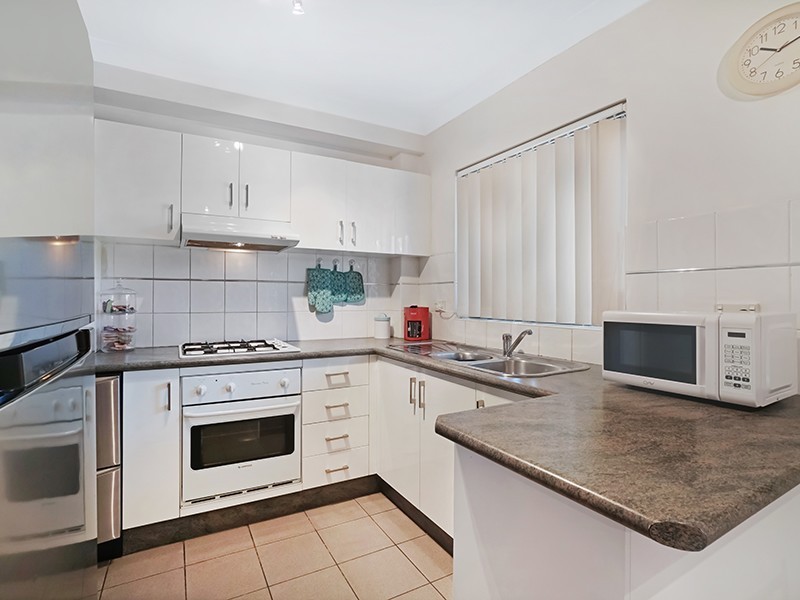 8/10-14 Calliope Street, Guildford NSW 2161