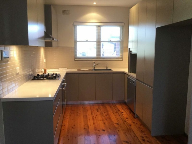 8 Thomas Street, Merrylands NSW 2160