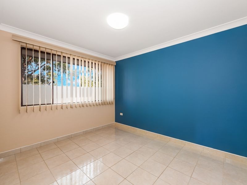 Unit 32/27-33 Addlestone Rd, Merrylands NSW 2160