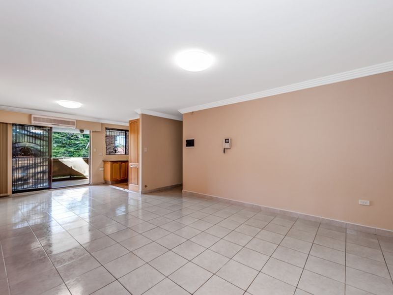 Unit 32/27-33 Addlestone Rd, Merrylands NSW 2160