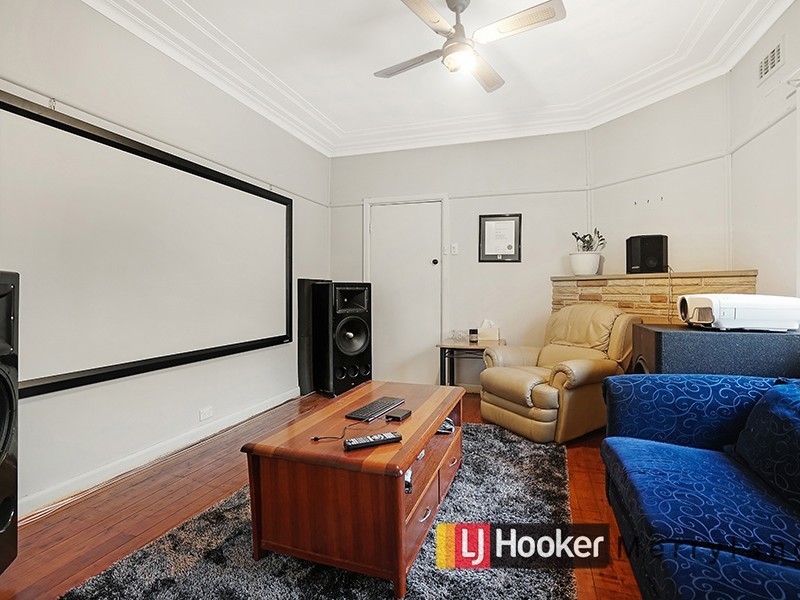 52 Rhodes Avenue, Guildford NSW 2161