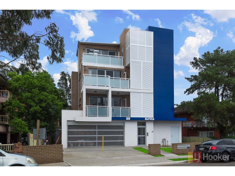 1/29 Military Road, Merrylands NSW 2160