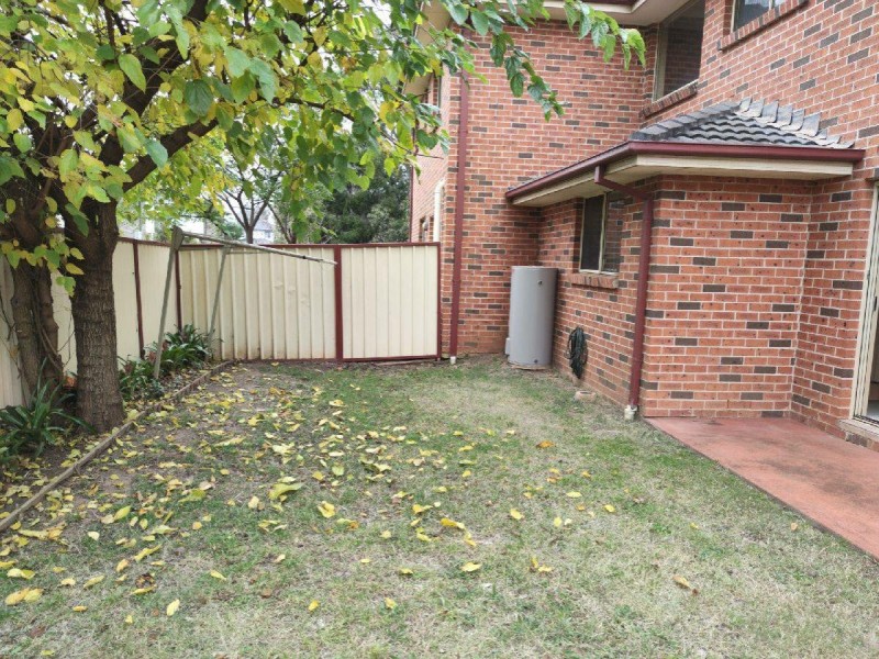 7/16 Blenheim Avenue, Rooty Hill NSW 2766