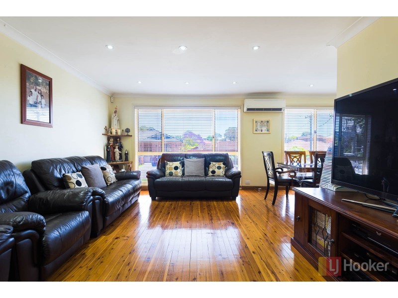 13 Brazier St, Guildford NSW 2161