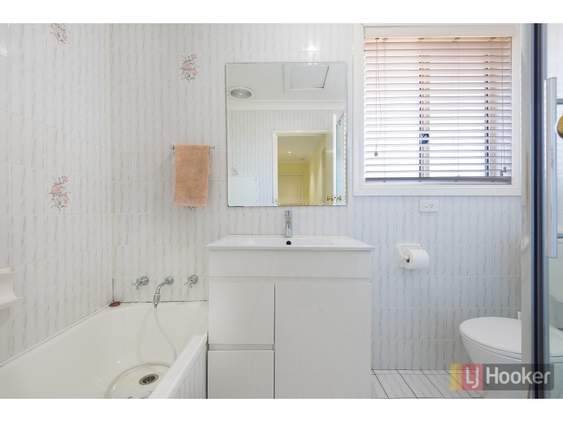 13 Brazier St, Guildford NSW 2161