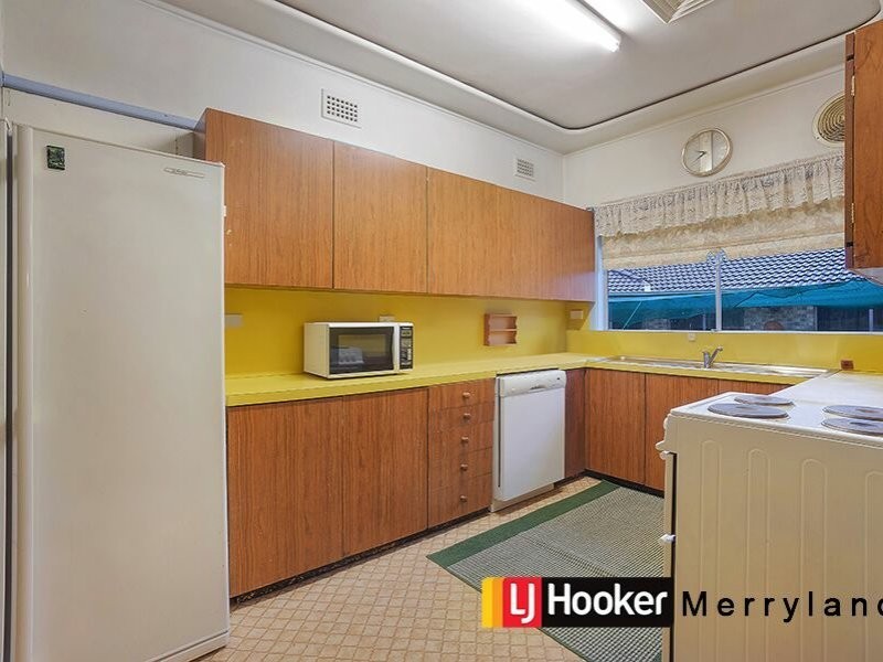 2 Hilltop Rd, Merrylands NSW 2160