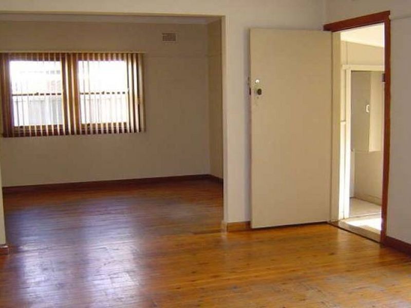 17A Chetwynd Rd, Merrylands NSW 2160