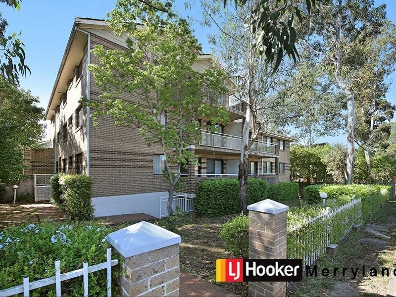 12/13 Oxford St, Merrylands NSW 2160