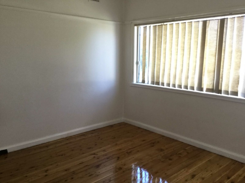 8 Stanley Street, Merrylands NSW 2160