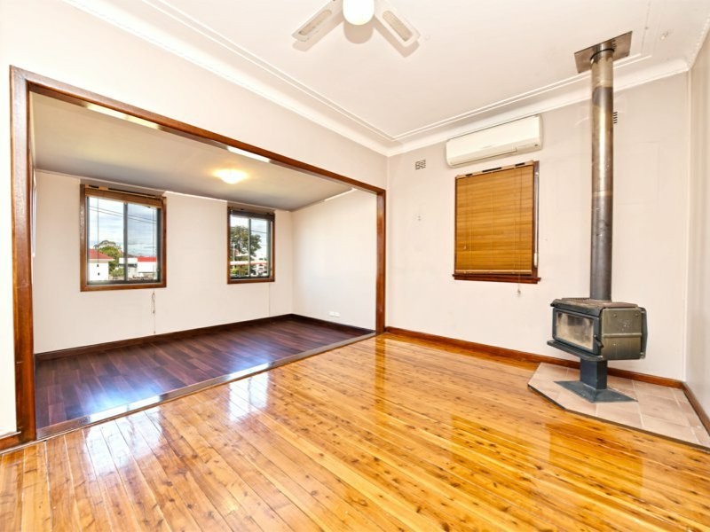 6 Malouf Street, Guildford NSW 2161