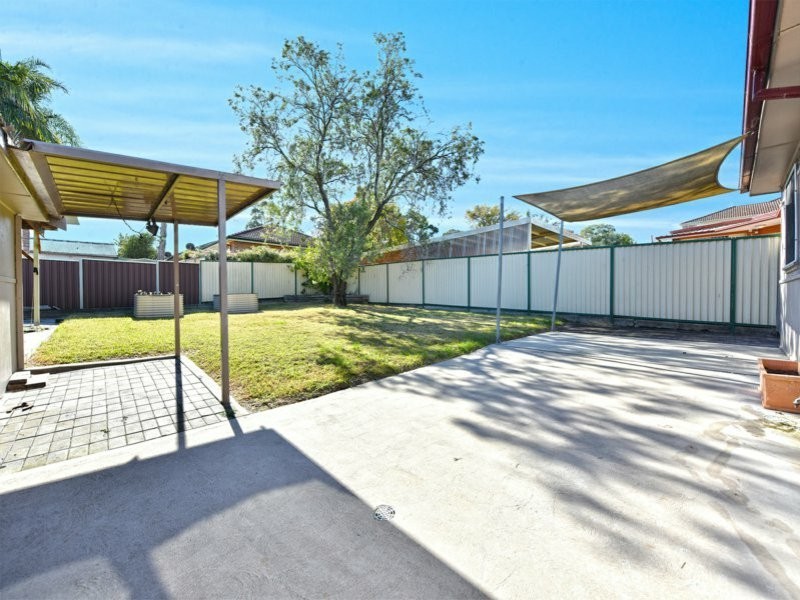 6 Malouf Street, Guildford NSW 2161