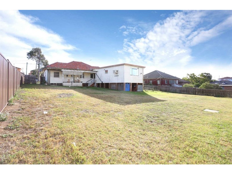 140 Ringrose Ave, Greystanes NSW 2145