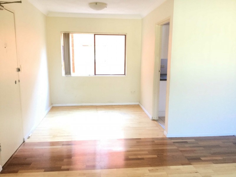 2/29 Neil Street, Merrylands NSW 2160