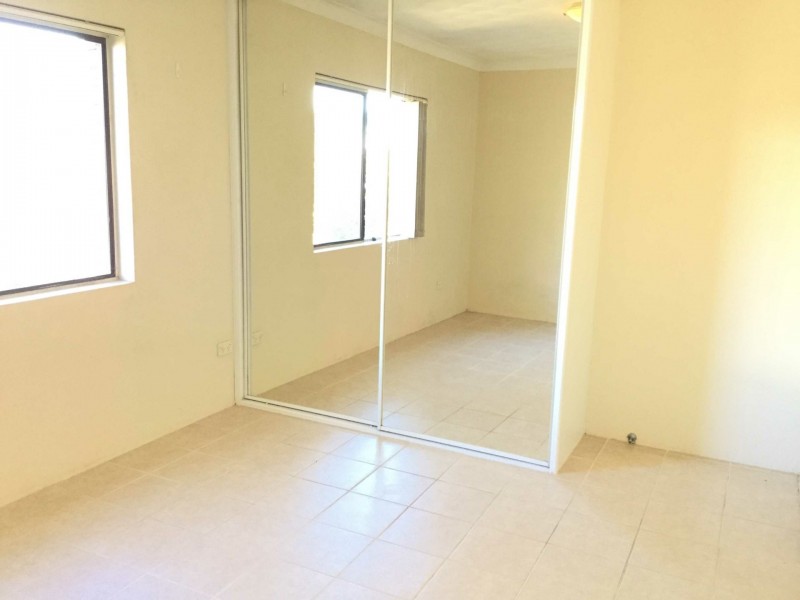 2/29 Neil Street, Merrylands NSW 2160