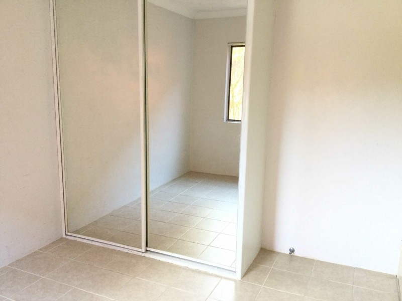 2/29 Neil Street, Merrylands NSW 2160