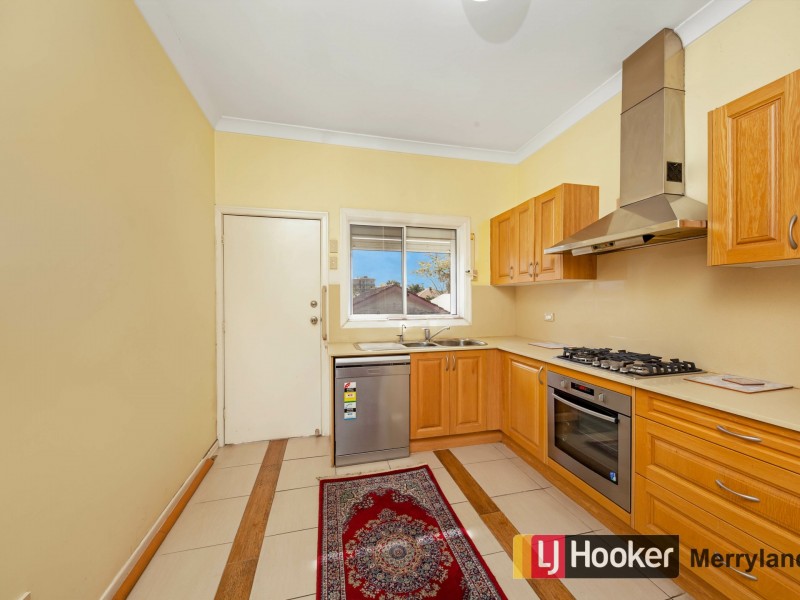 27 Locksley Ave, Merrylands NSW 2160