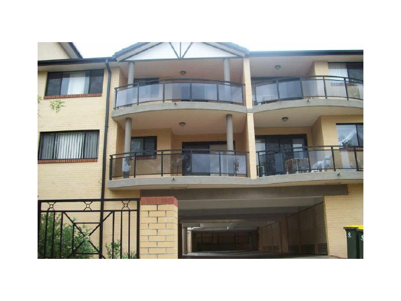 6/33-37 Neil Street, Merrylands NSW 2160