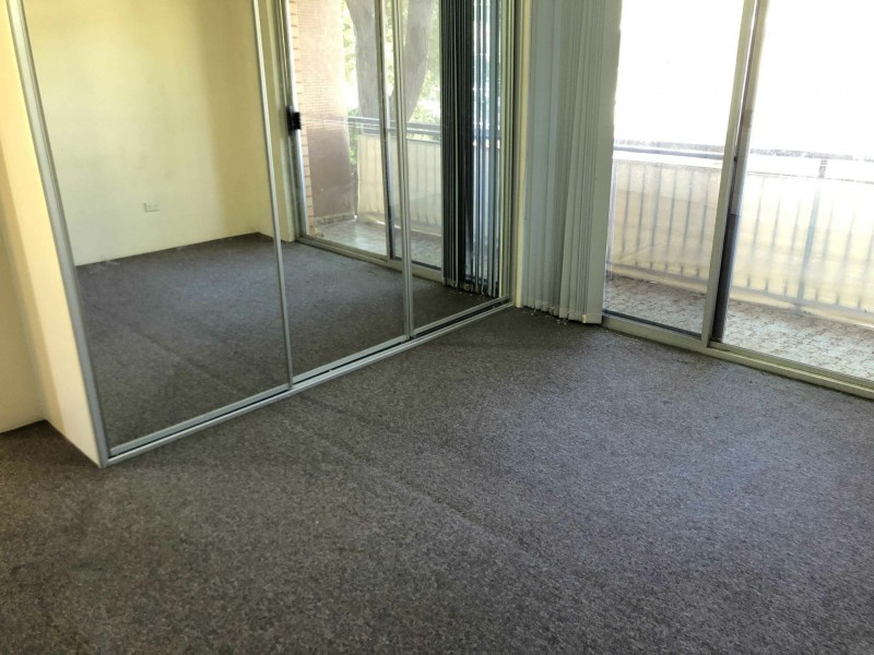 2/84-86 The Esplanade, Guildford NSW 2161