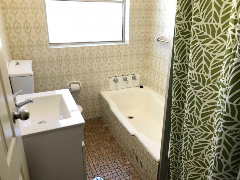 2/84-86 The Esplanade, Guildford NSW 2161