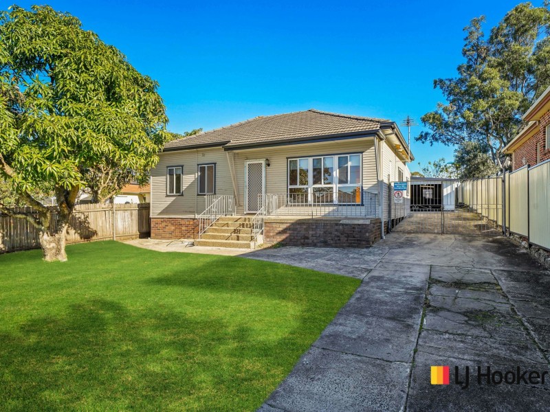 68-70 Burnett St, Merrylands NSW 2160