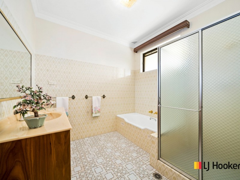68-70 Burnett St, Merrylands NSW 2160
