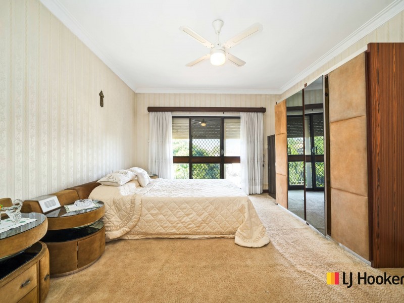 68-70 Burnett St, Merrylands NSW 2160