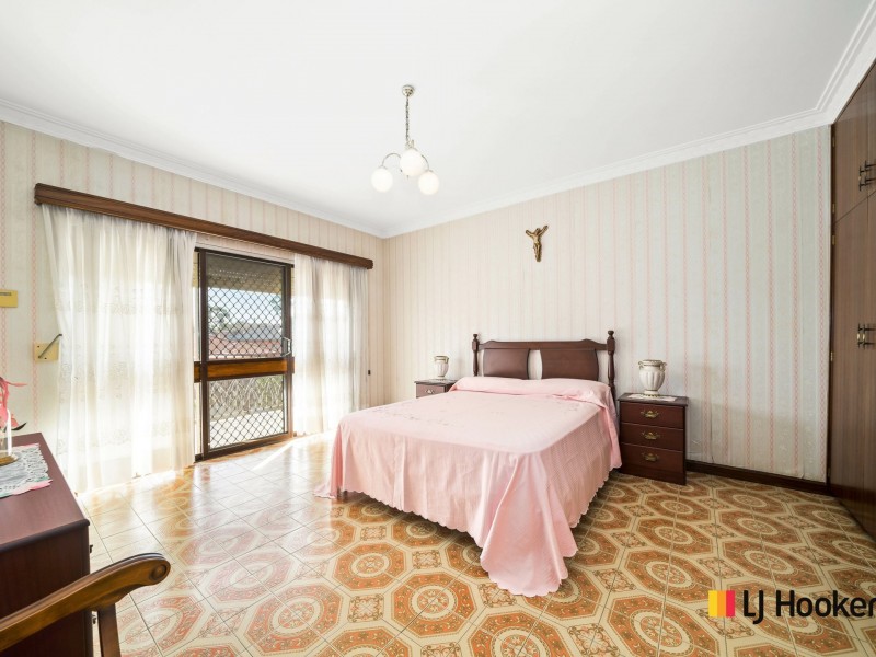 68-70 Burnett St, Merrylands NSW 2160