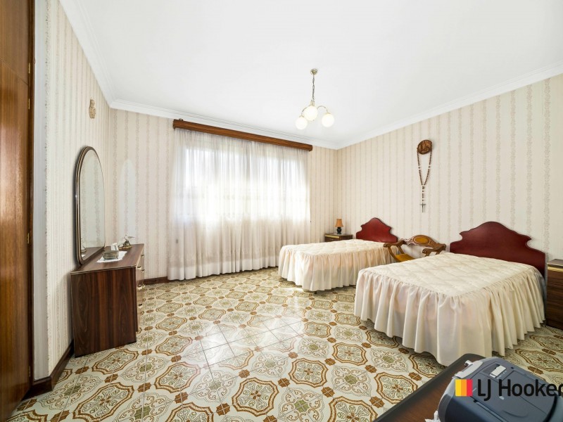 68-70 Burnett St, Merrylands NSW 2160