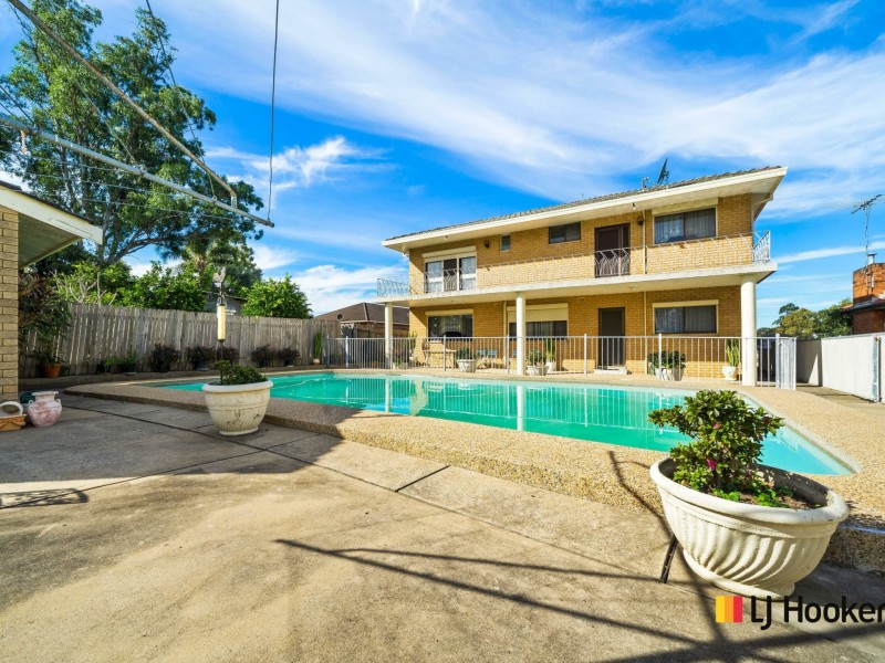 68-70 Burnett St, Merrylands NSW 2160